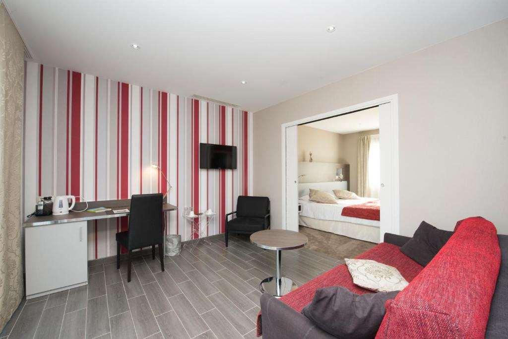 Logis Auberge Bienvenue Doué-la-Fontaine Camera foto