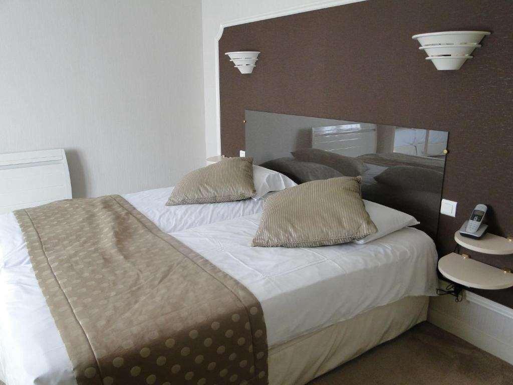 Logis Auberge Bienvenue Doué-la-Fontaine Camera foto